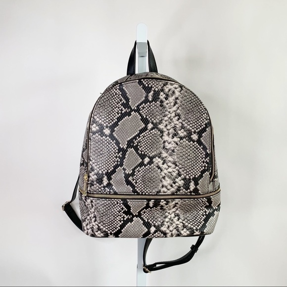 Mossimo Supply Co. Handbags - Mossimo Purse Faux Snake skin Bag